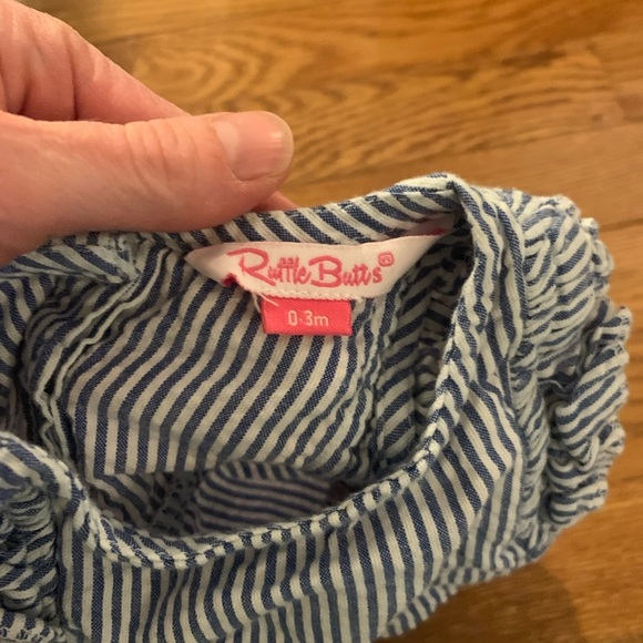 Ruffle Butts Seersucker Blue and Pink Bubble Size 0-3 Mths - Picture 4 of 4